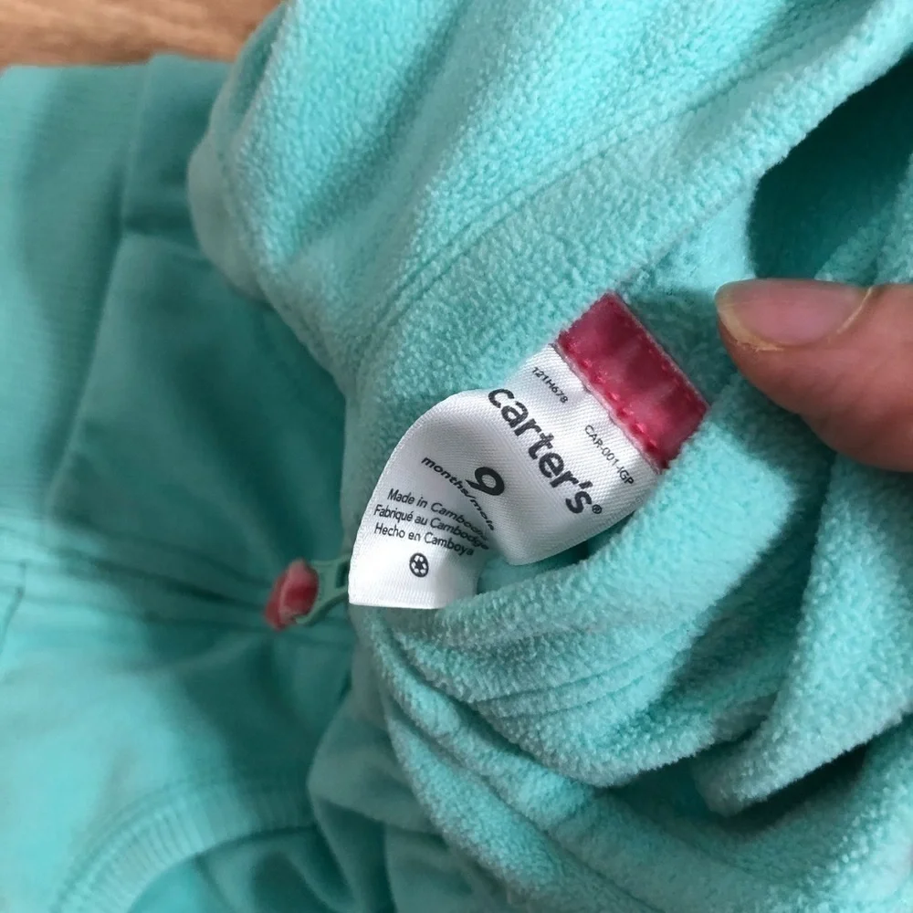 Carter’s 9 month Outfit Bundle Llama Fair Isle Baby Girl Vest Fleece